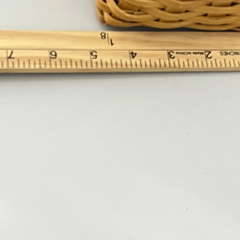 Longaberger Basket  Small Tan 2005 Hostess Appreciation Heart Lid Charm